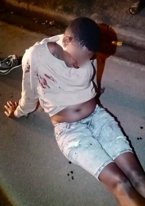 Early Morning Horror: Woman Stabbed on Way to Work, Angry Crowd Turns on Suspect in KZN 2 4321